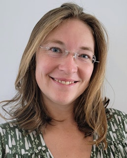 Gabriela H, MD Psychiatrist